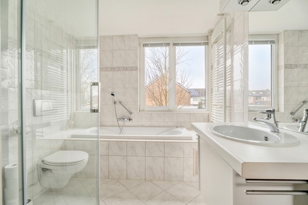 Medium property photo - Bachlaan 39, 3752 HD Bunschoten-Spakenburg